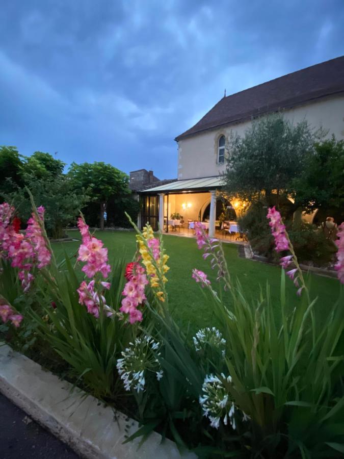 Logis Hostellerie Des Ducs Duras Esterno foto