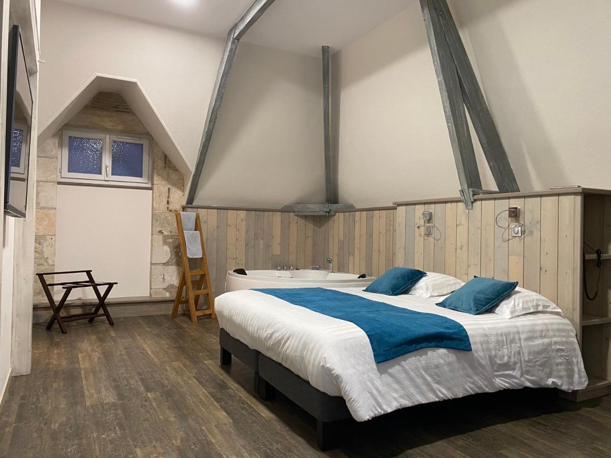 Logis Hostellerie Des Ducs Duras Esterno foto